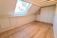 Gallery 01