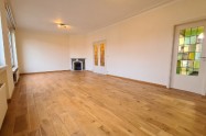 Gallery 01